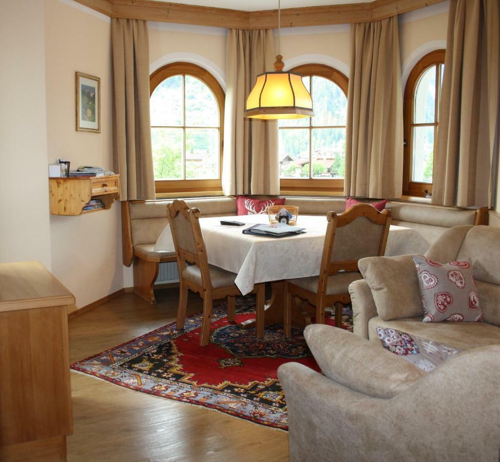 Aparthotel Vronis Waldhaus Adults Only à Mayrhofen Extérieur photo